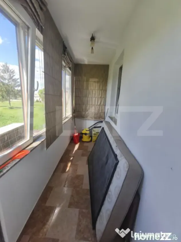 Apartament de inchiriat cu 2 camere, 80 mp, etaj intermediar