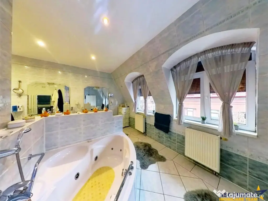 LIVE!Proprietate spectaculoasa,eclectic ,decorata,mobilata s