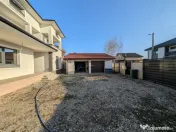 Casă Spațioasă cu 7 Camere, 242 mp Utili și 600 mp Teren 