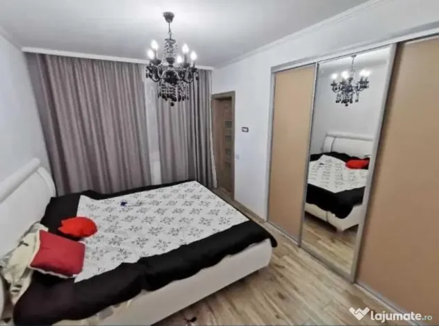 Apartament 3 camere zona Sub Cetate