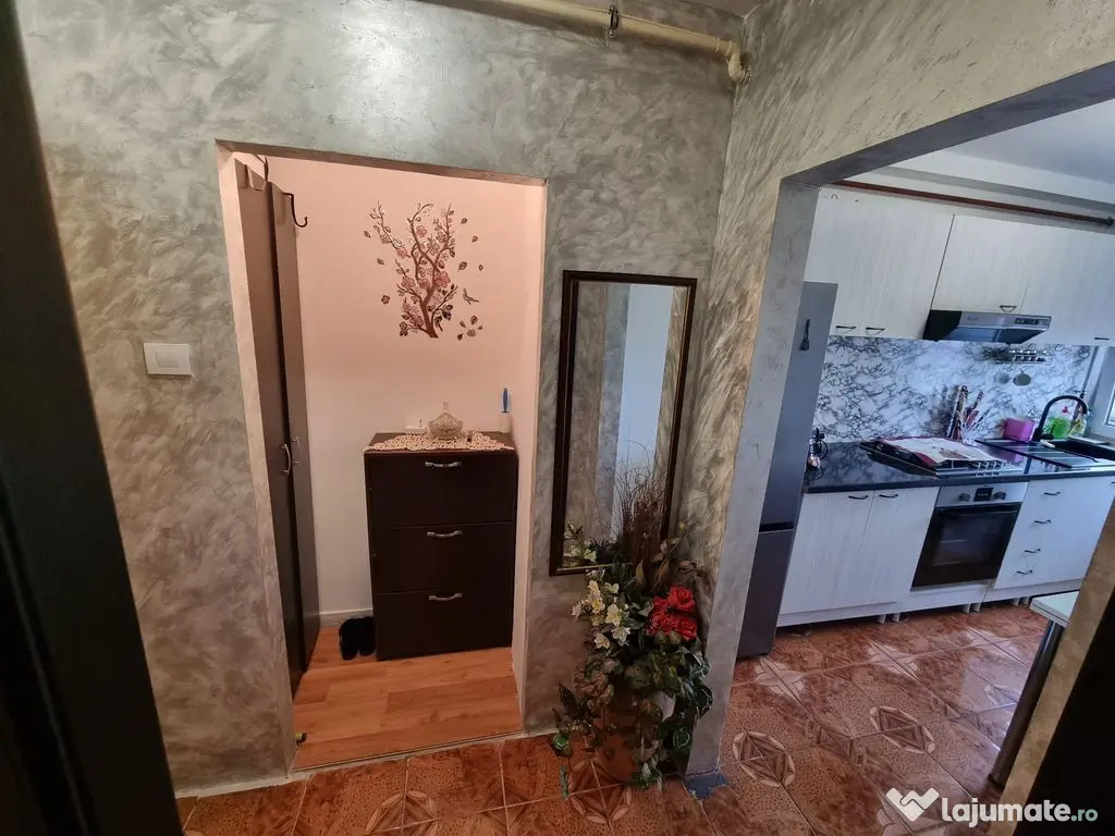 Central-apartament 2 camere cu gaze