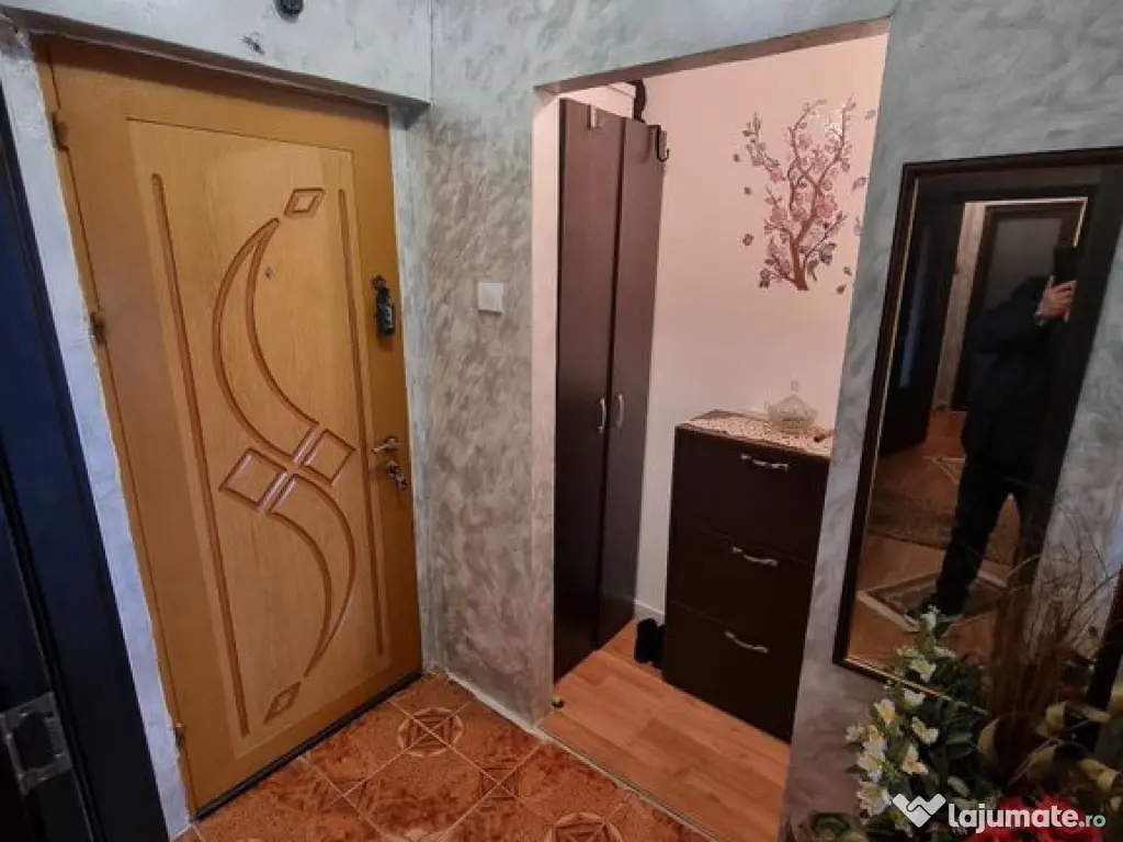 Central-apartament 2 camere cu gaze