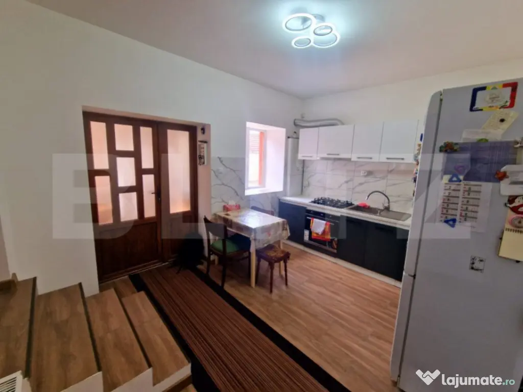 Casa familiala cu 4 camere, 2432 mp teren, Feldioara