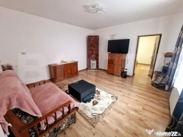 Casa familiala cu 4 camere, 2432 mp teren, Feldioara - Feldioara (Brasov)