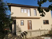 Single deosebit-Teren 1000 mp-Toate utilitatile