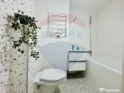 Apartament cu 3 camere de vânzare în zona Central 