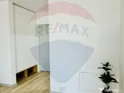 Apartament cu 3 camere de vânzare în zona Central 