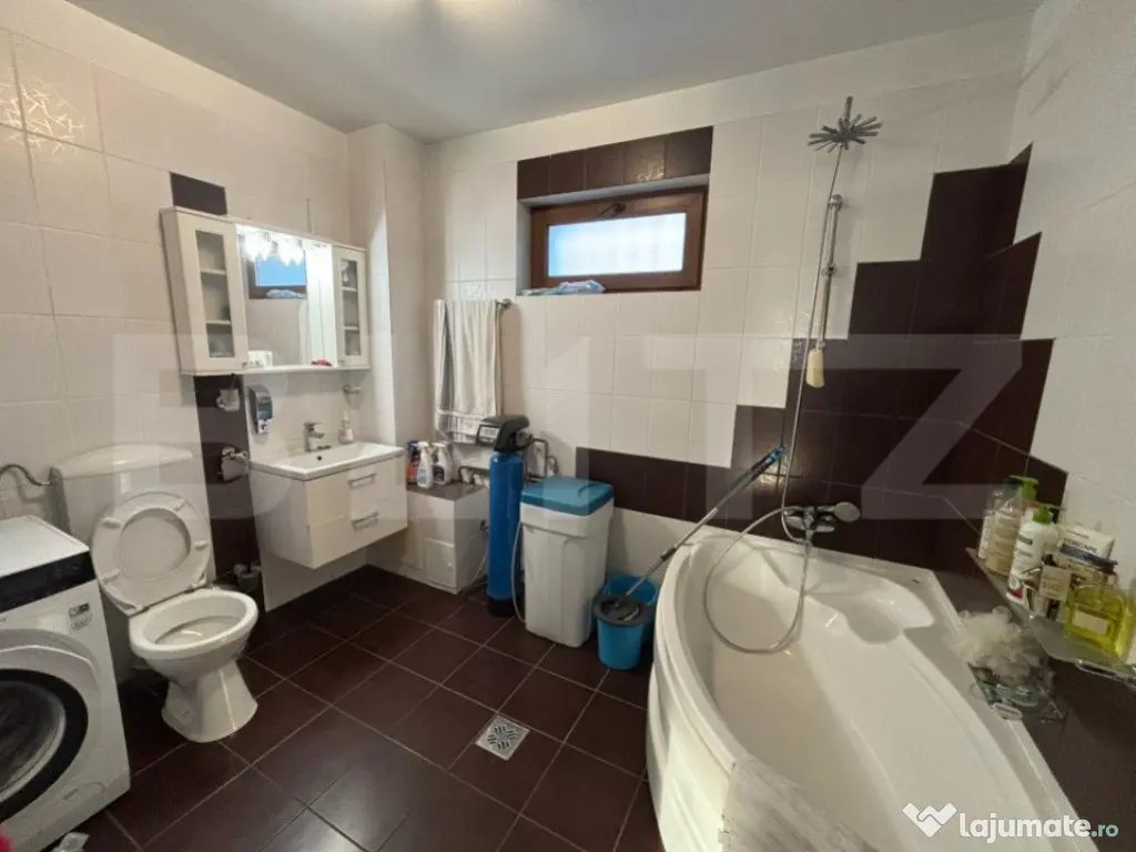 Casa Moderna in Aninoasa