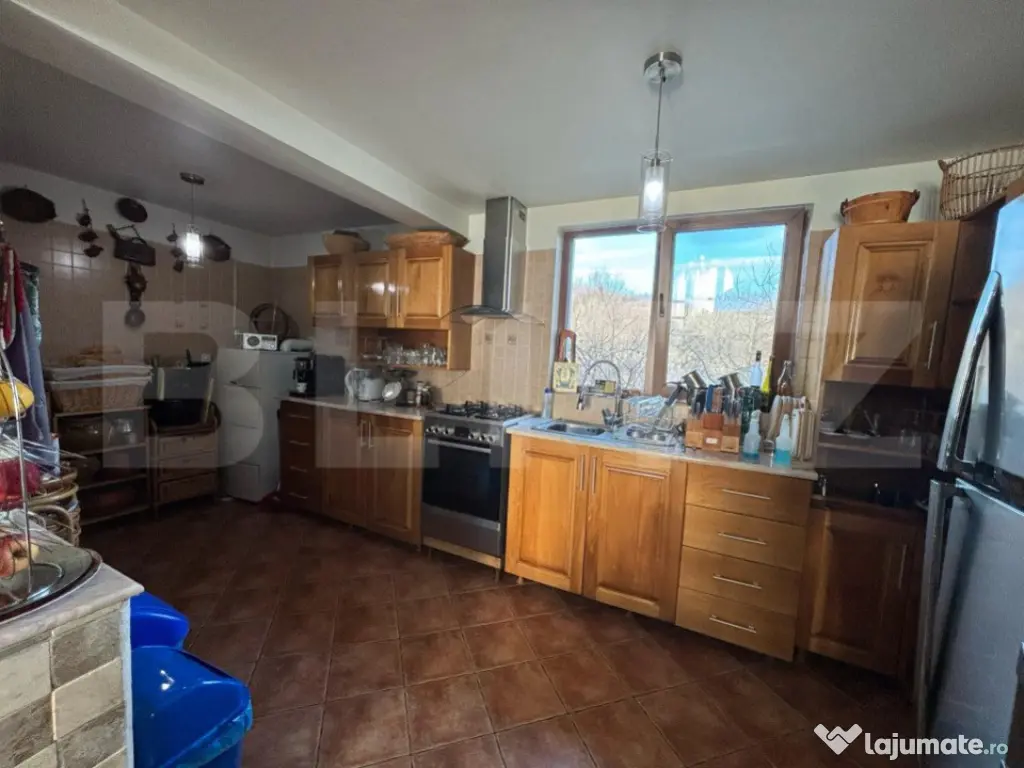 Casa Moderna in Aninoasa