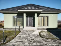 Casa individuala 195mp+2000mp teren, zona Volovat, Radauti