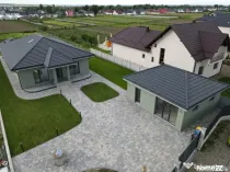 Casa individuala 195mp+2000mp teren, zona Volovat, Radauti