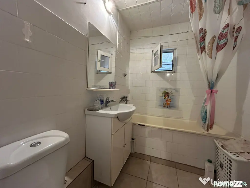 Apartament 2 cam. transformat in 3 camere, Calarasi 4, mobil