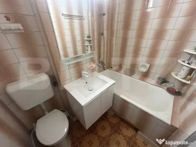 Apartament de inchiriat 3 camere, decomandat, 65 mp, zona Ce - Alba Iulia (Alba)