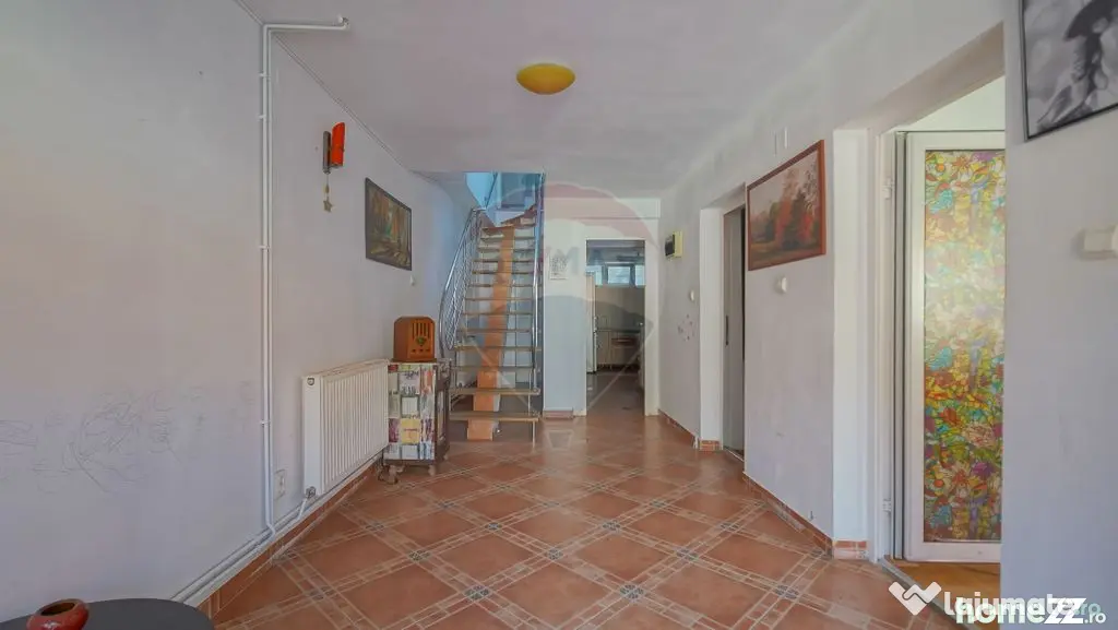 PODUL LUI GRID 13 | CASA 4 CAMERE CU DOUA BAI SI PRIVELIS...