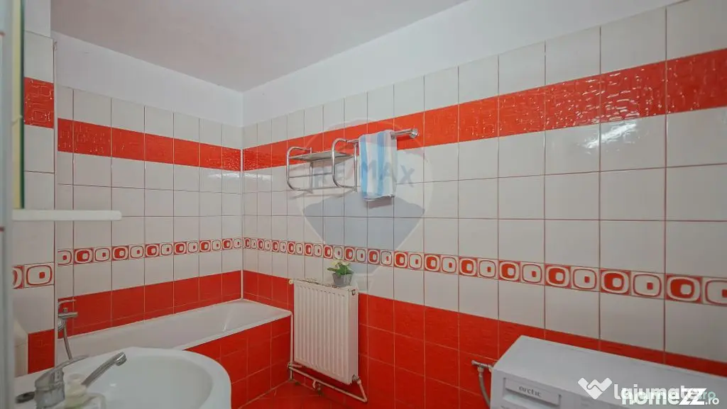 PODUL LUI GRID 13 | CASA 4 CAMERE CU DOUA BAI SI PRIVELIS...