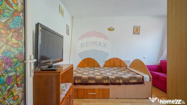 PODUL LUI GRID 13 | CASA 4 CAMERE CU DOUA BAI SI PRIVELIS...