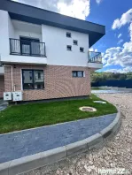 Casa tip Triplex de vanzare,Floresti