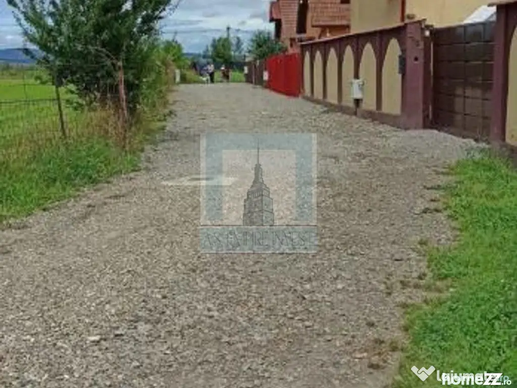Teren intravilan, 800 mp - zona Prejmer