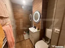 Garsoniera de vanzare, 33 mp, etaj 2, zona Independentei