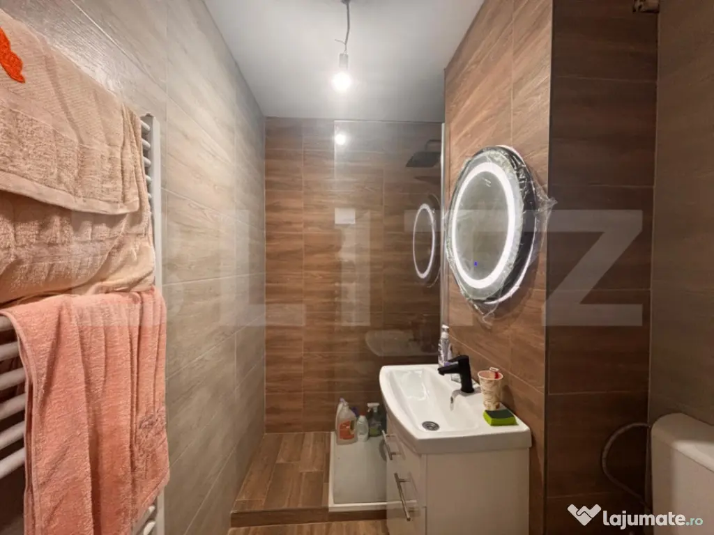 Garsoniera de vanzare, 33 mp, etaj 2, zona Independentei