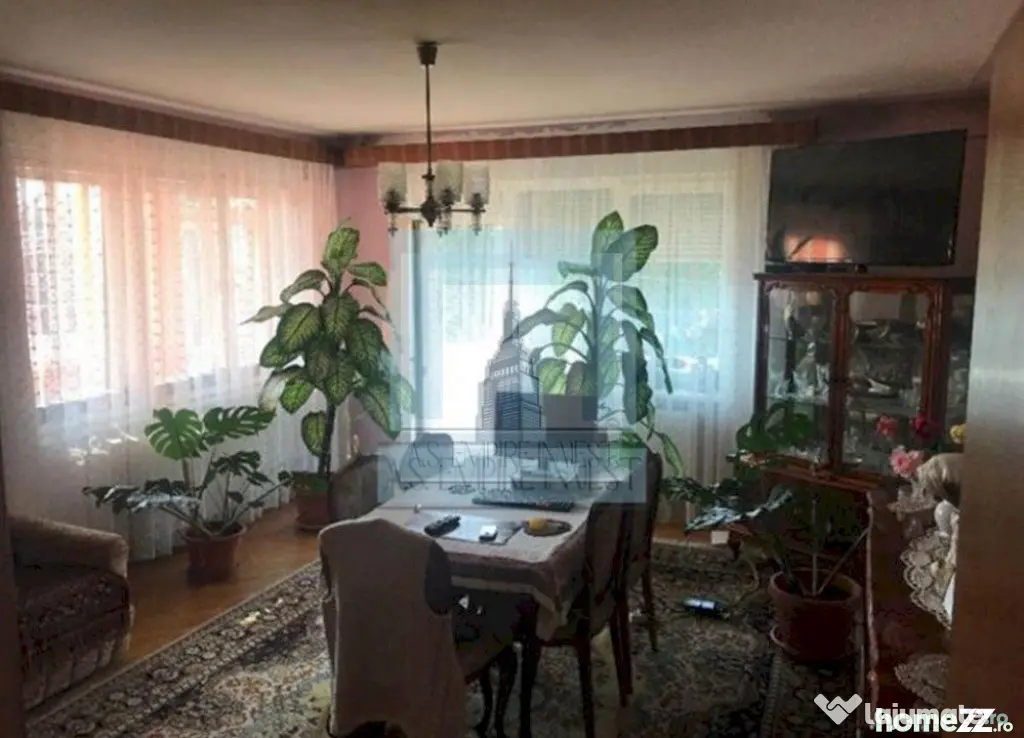 Ap 4 camere decomandat - zona Aurel Vlaicu - Brasov (Brasov)