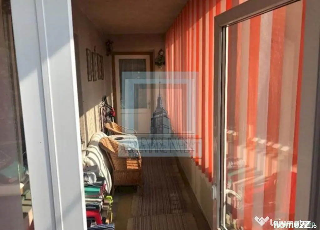 Ap 4 camere decomandat - zona Aurel Vlaicu - Brasov (Brasov)