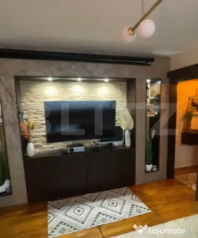 Apartament de 2 camere, etaj intermediar, 42 mp, zona Pacura