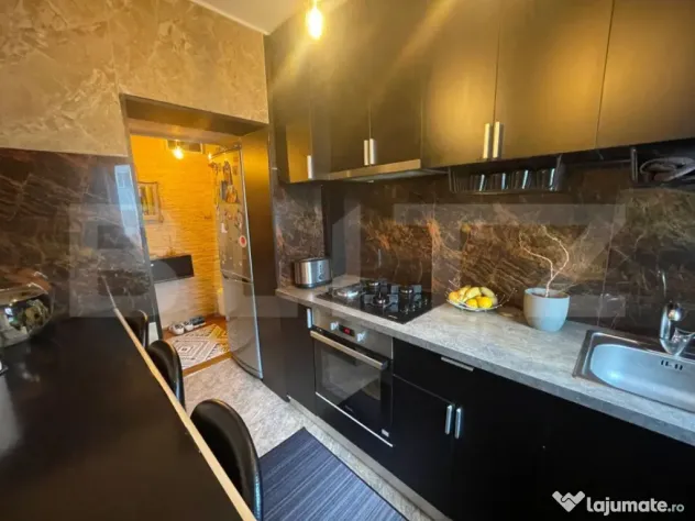 Apartament de 2 camere, etaj intermediar, 42 mp, zona Pacura