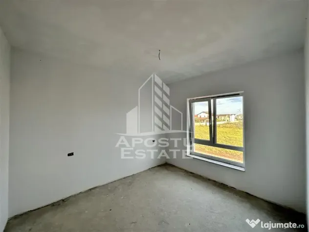 Jumatate de duplex cu 5 camere de vanzare, despartit, Dumbravita - Dumbravita (Timis)
