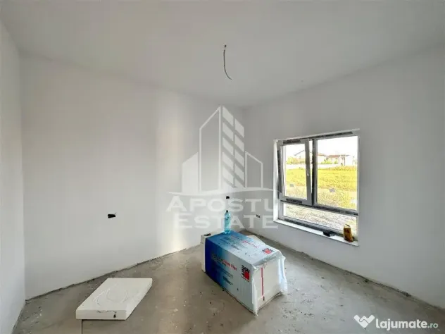Jumatate de duplex cu 5 camere de vanzare, despartit, Dumbravita - Dumbravita (Timis)