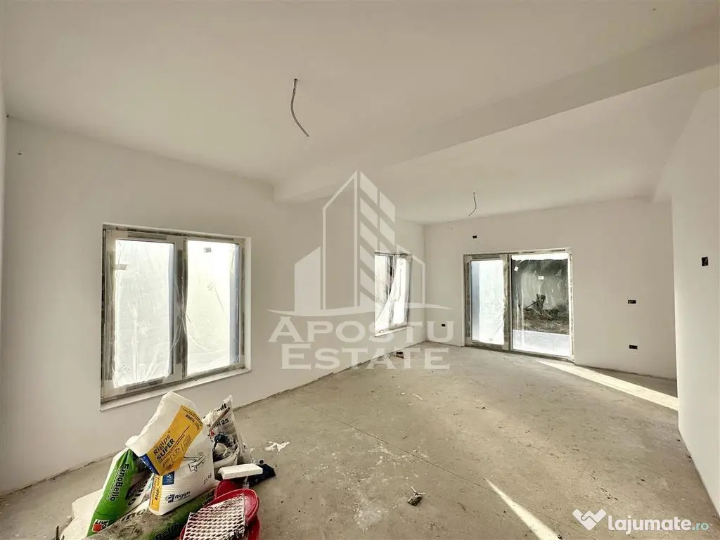 Jumatate de duplex cu 5 camere de vanzare, despartit, Dumbravita - Dumbravita (Timis)