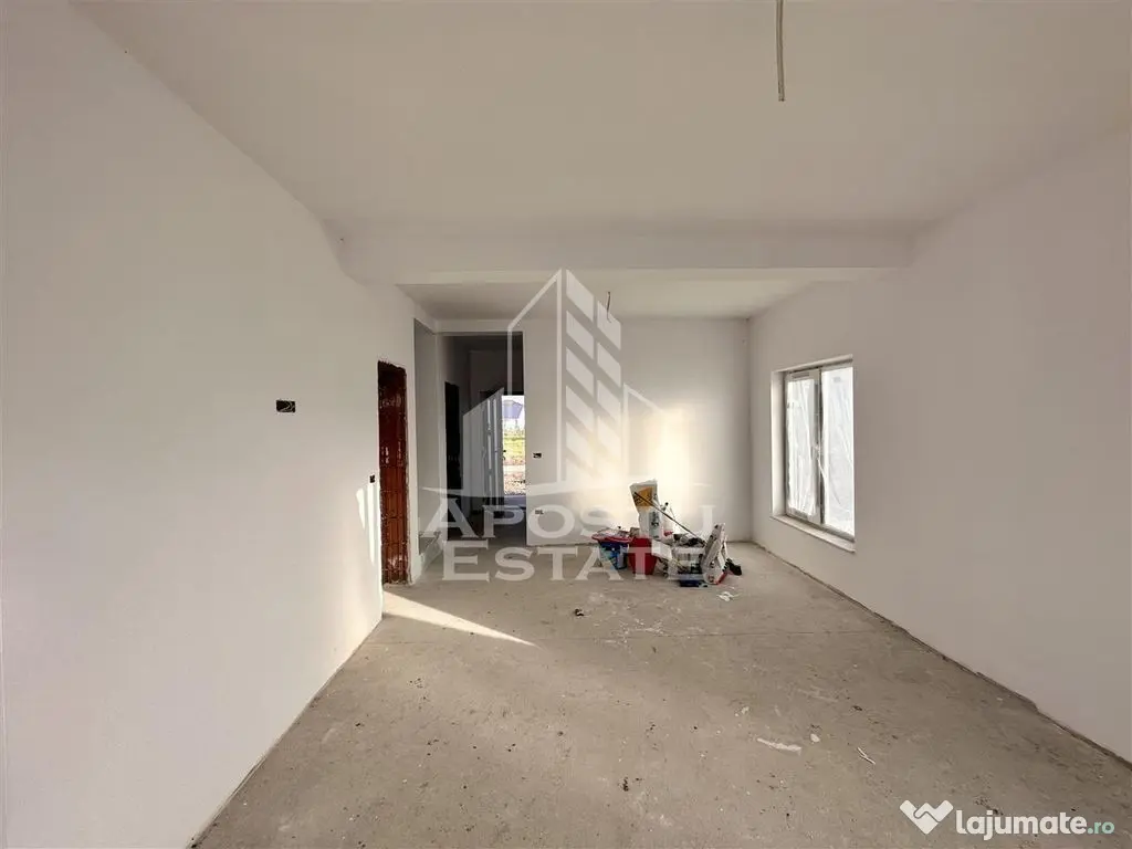 Jumatate de duplex cu 5 camere de vanzare, despartit, Dumbravita - Dumbravita (Timis)