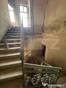 Clădire impunătoare ultracentral, 1067 mp utili, teren 611