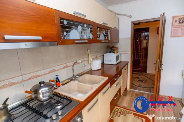 ID 3604 Apartament 3 camere - Strada VICTORIEI