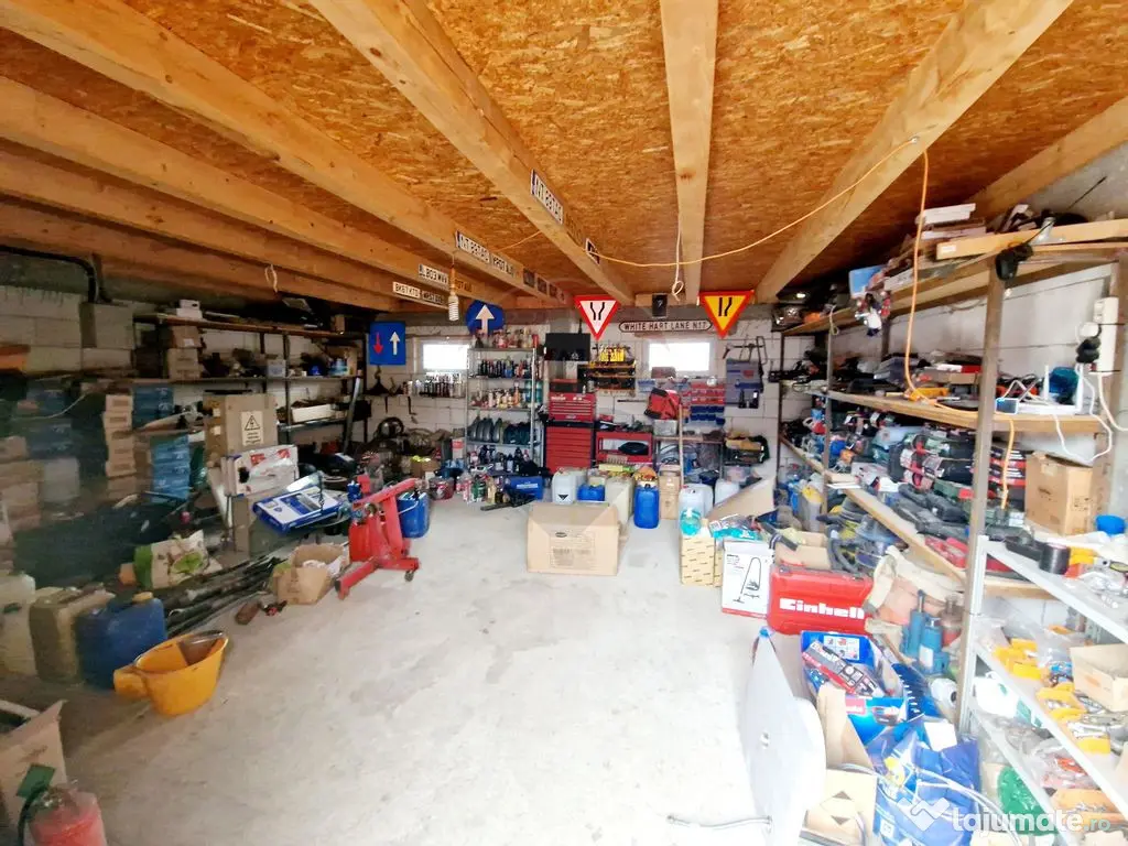 Casă / Vilă la munte