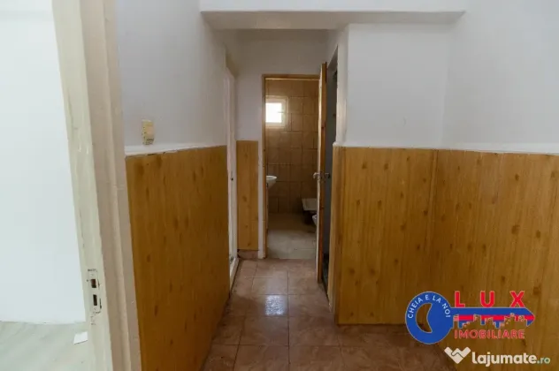 ID 8245 DE ÎNCHIRIAT - Spațiu comercial sau locativ