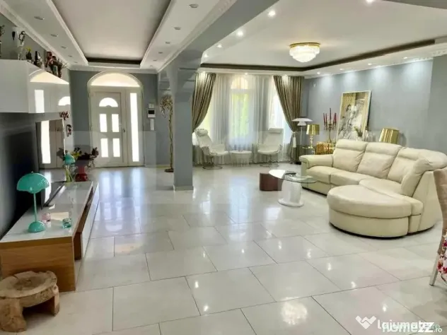 Casă de vânzare la cheie – Blaj – 226 mp utili, teren - Blaj (Alba)