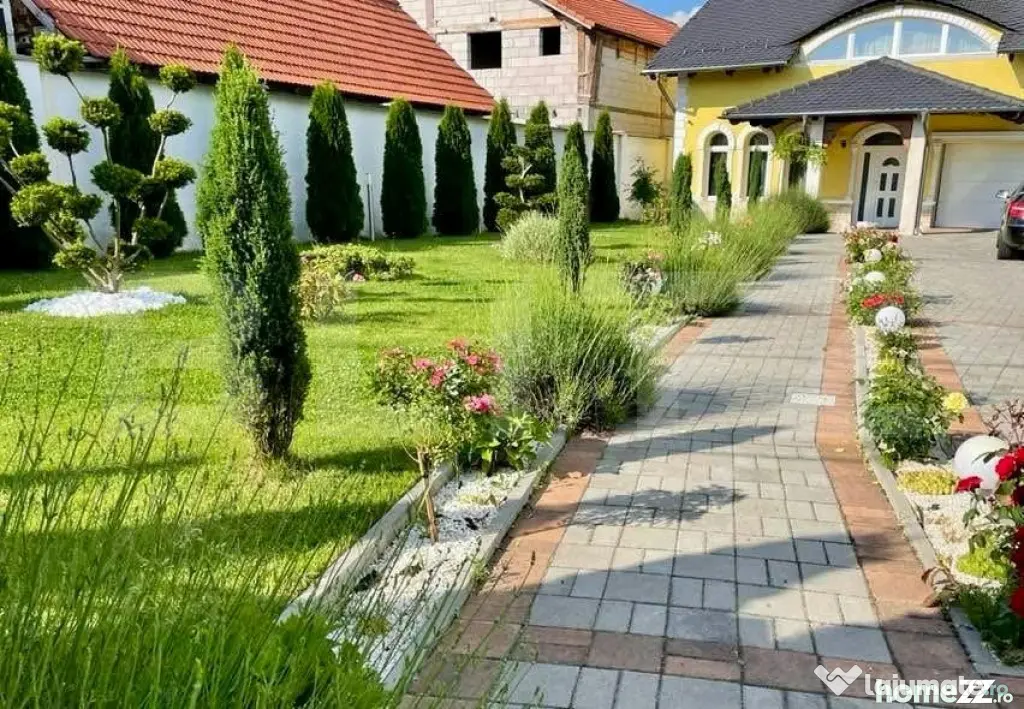 Casă de vânzare la cheie – Blaj – 226 mp utili, teren - Blaj (Alba)