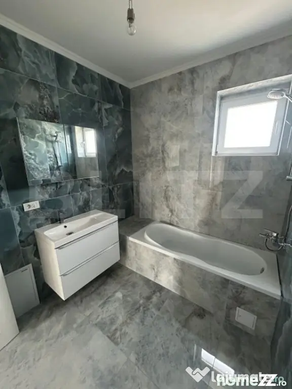 Casă duplex cu 3 dormitoare, teren 450 mp, Bechicherecul Mi - Becicherecu Mic (Timis)