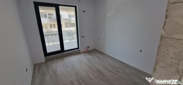 Faleza Nord apartament cu 3 camere, vedere la mare. - Constanta (Constanta)