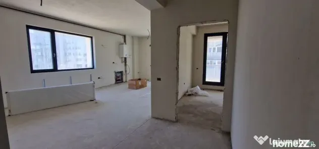 Faleza Nord apartament cu 3 camere, vedere la mare. - Constanta (Constanta)