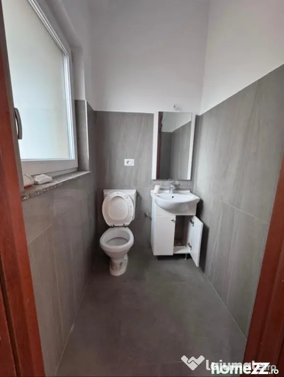 Spatiu comercial Central, Vicovu de Sus (Bivolaria)