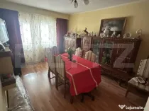 Apartament de vanzare, cu 3 camere, 57 mp, zona Micro 17