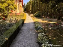 Vila de vanzare, cu 11 camere, 550 mp, zona Bariera Vâlcii