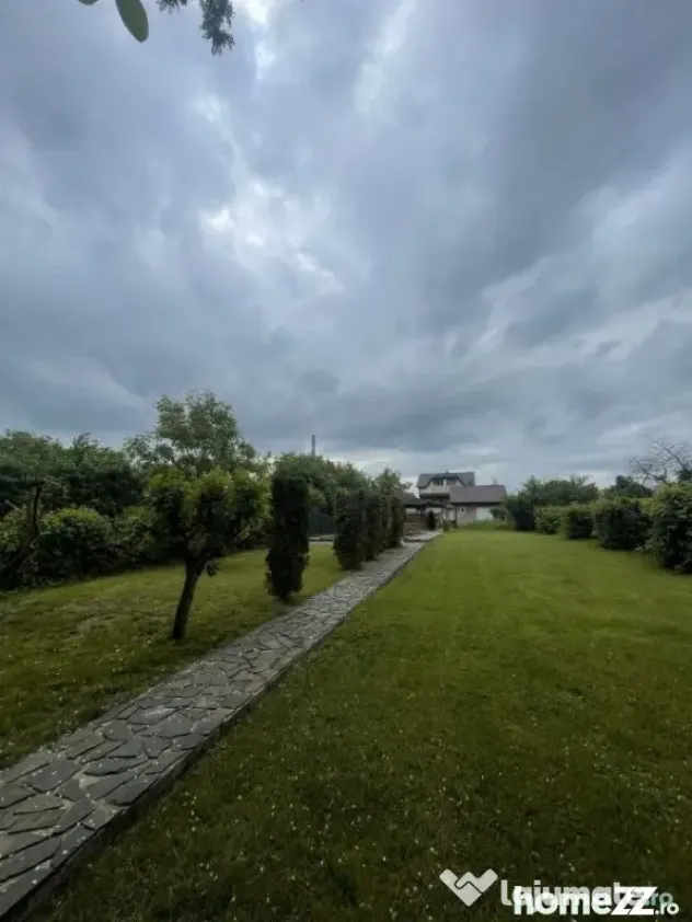 Duplex de vanzare, 2 unități, 8 camere, 300 mp, zona centr - Baia Mare (Maramures)
