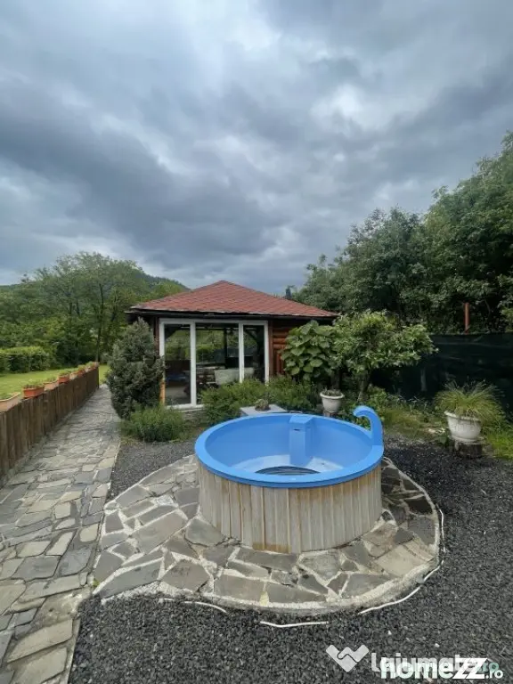 Duplex de vanzare, 2 unități, 8 camere, 300 mp, zona centr - Baia Mare (Maramures)