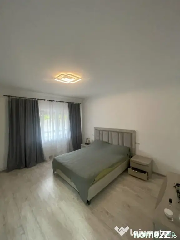Duplex de vanzare, 2 unități, 8 camere, 300 mp, zona centr - Baia Mare (Maramures)
