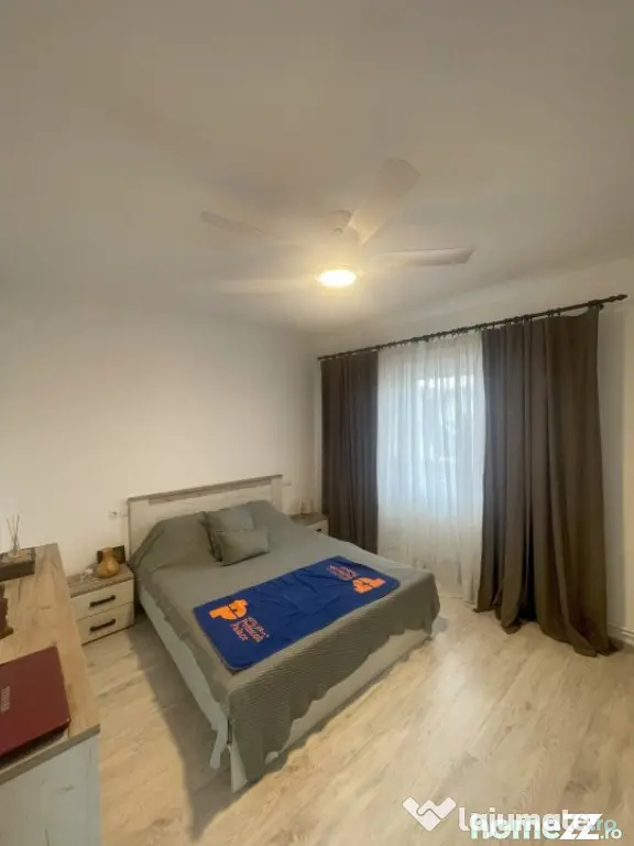 Duplex de vanzare, 2 unități, 8 camere, 300 mp, zona centr - Baia Mare (Maramures)
