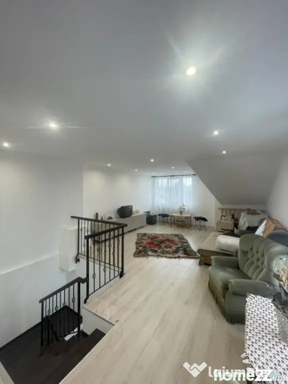 Duplex de vanzare, 2 unități, 8 camere, 300 mp, zona centr - Baia Mare (Maramures)