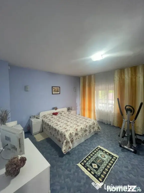 Duplex de vanzare, 2 unități, 8 camere, 300 mp, zona centr - Baia Mare (Maramures)